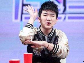 小八娱乐吃瓜的博主,揭秘娱乐圈最新吃瓜热点，带你领略明星幕后故事